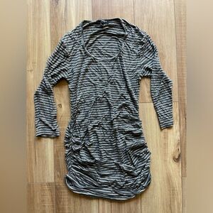 Isabella Oliver 3/4 sleeve scoop neck maternity tee